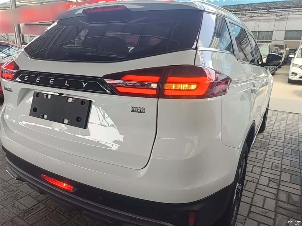 Geely Boyue, 2022 7