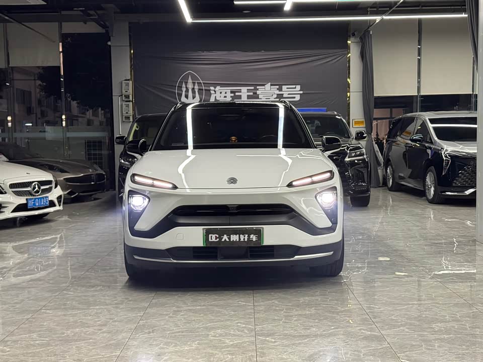 NIO ES6