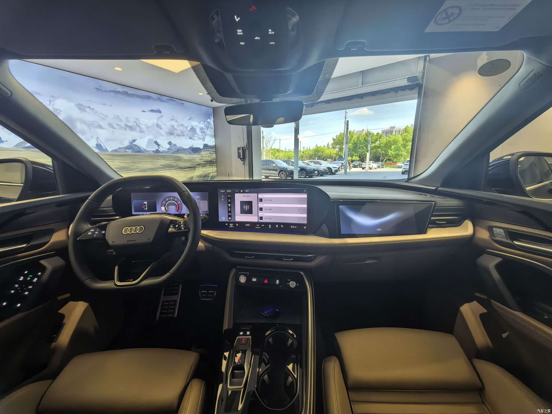 Audi Q5L, 2025 14