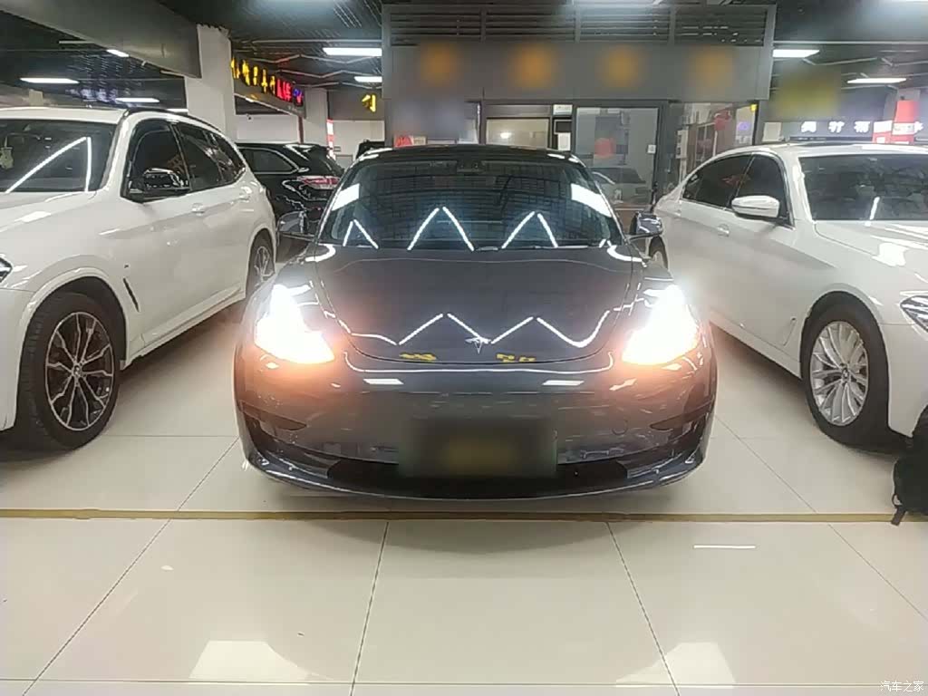 Tesla Model 3, 2022 3