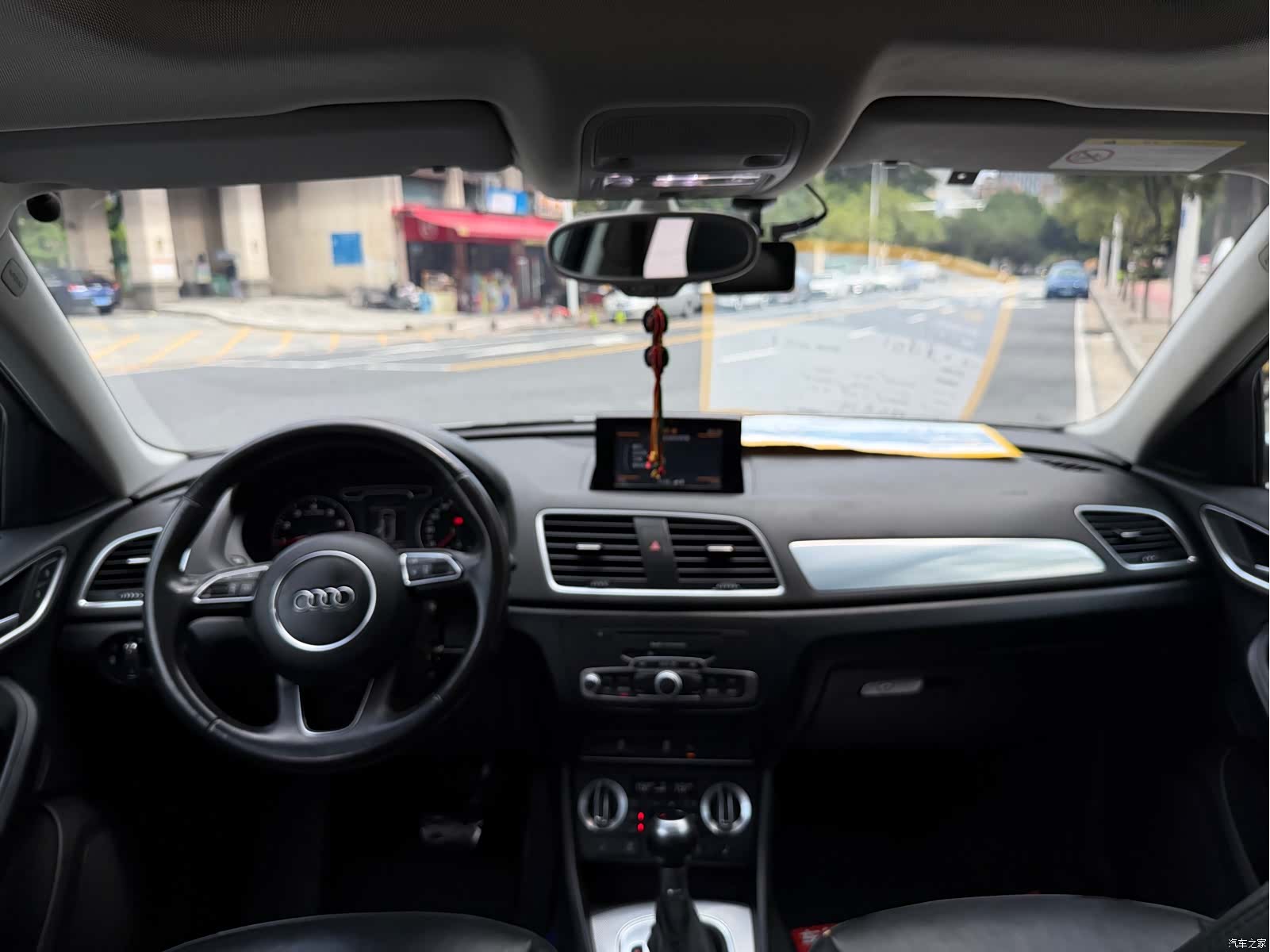 Audi Q3, 2015 10