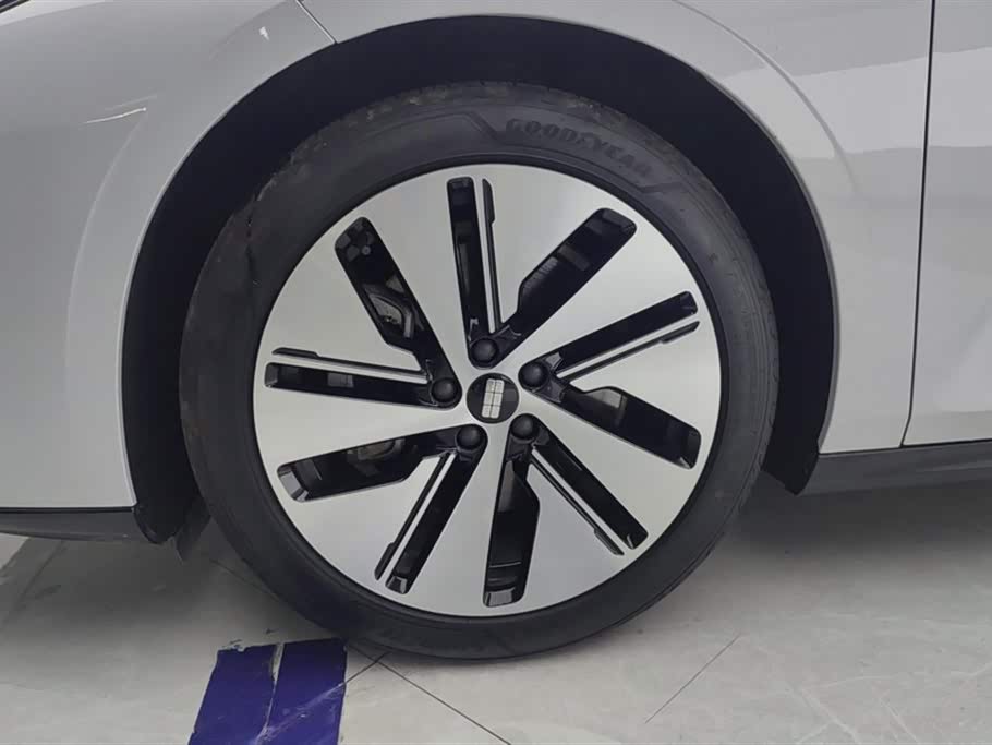 Geely Galaxy Galaxy E8