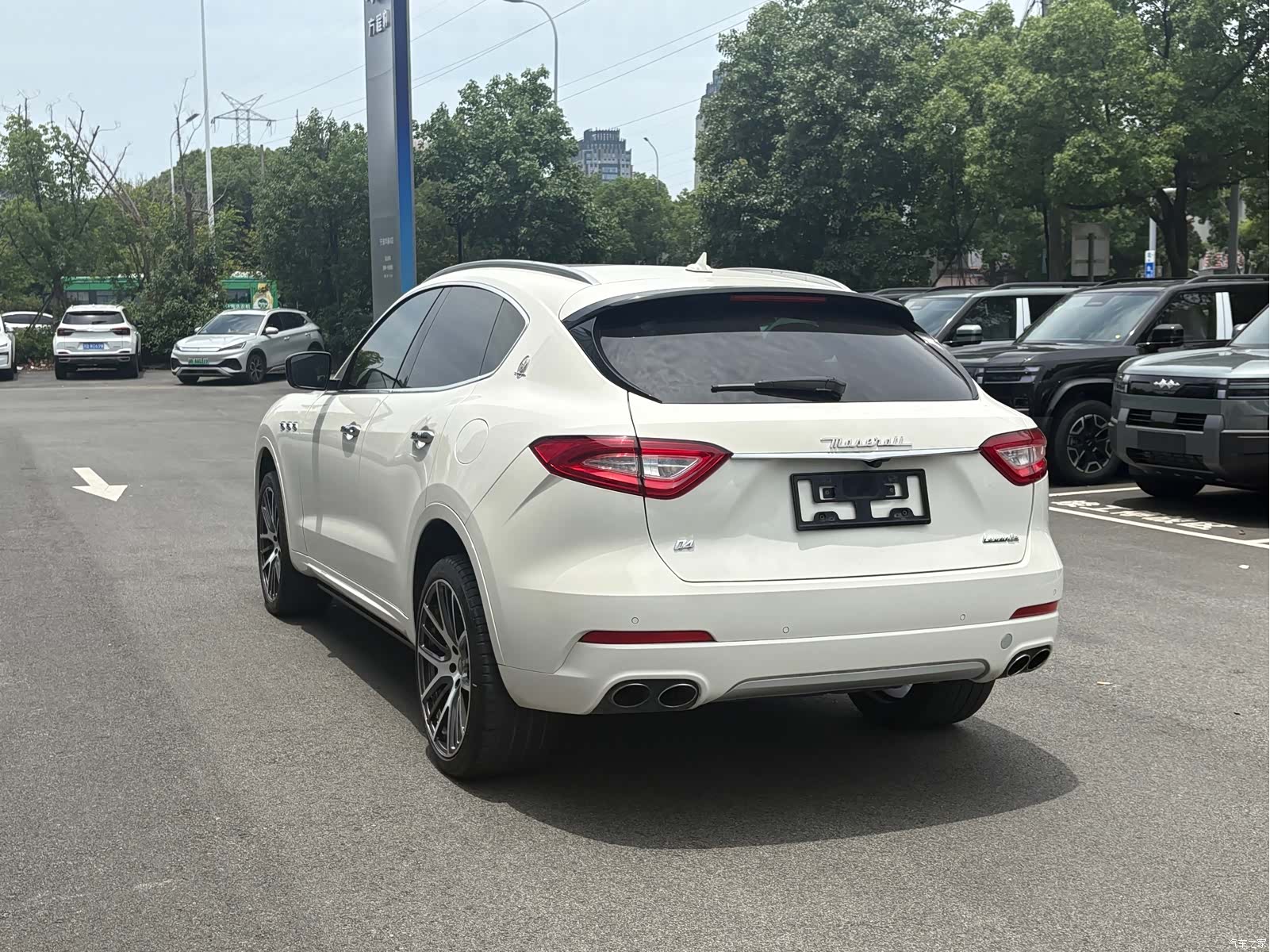 Maserati Levante, 2017 15