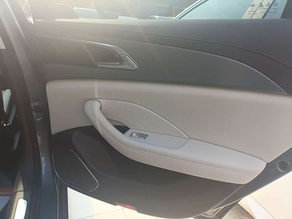 Hongqi H5 Hongqi H5