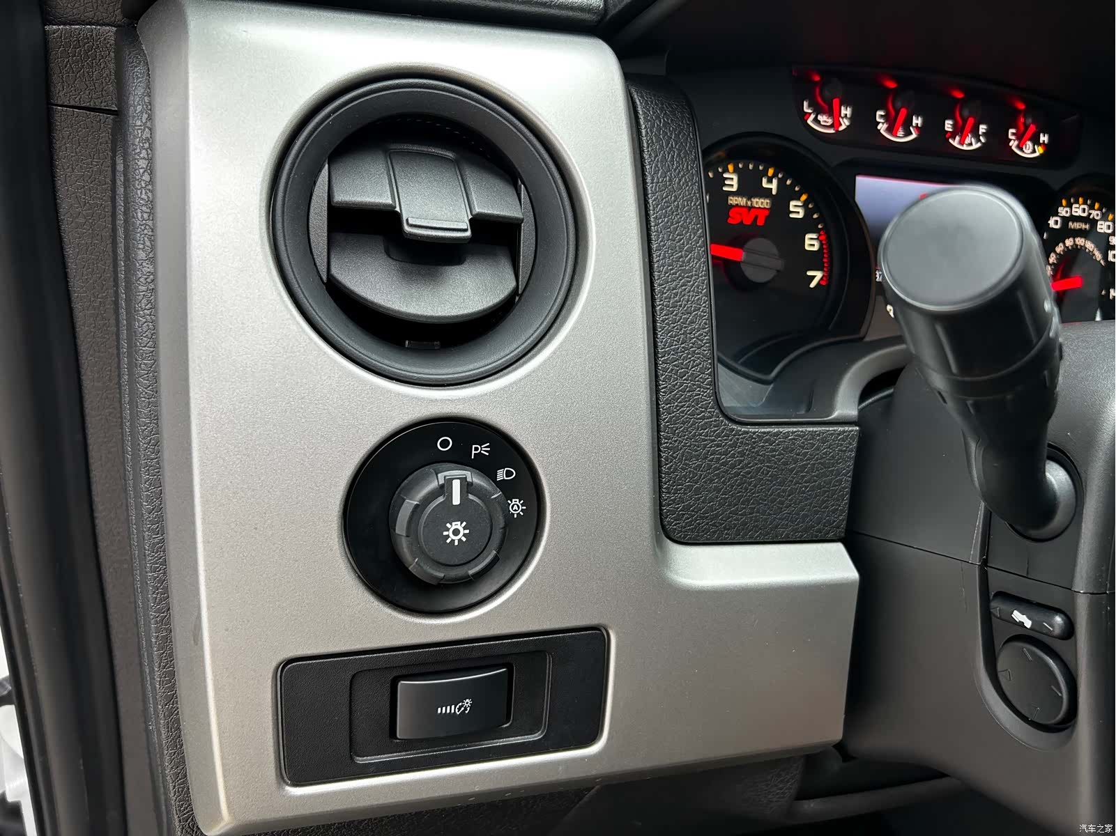 Ford F-150, 2015 8