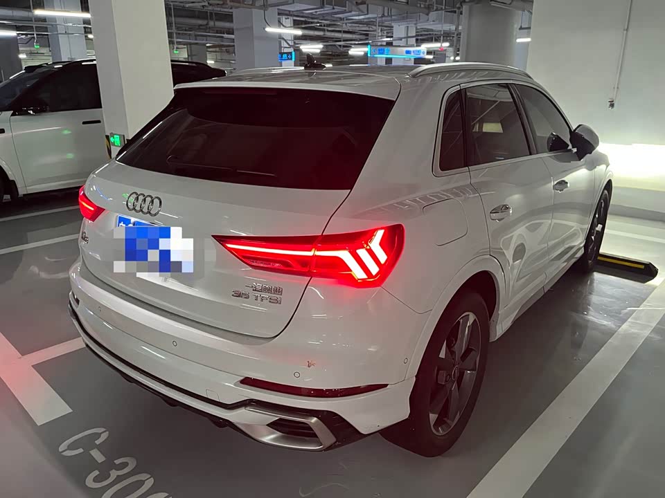 Audi Q3 Audi Q3
