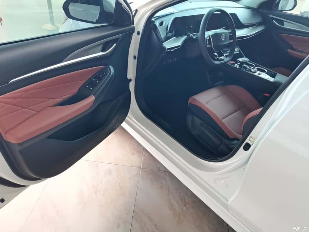 Changan Eado, 2025 16