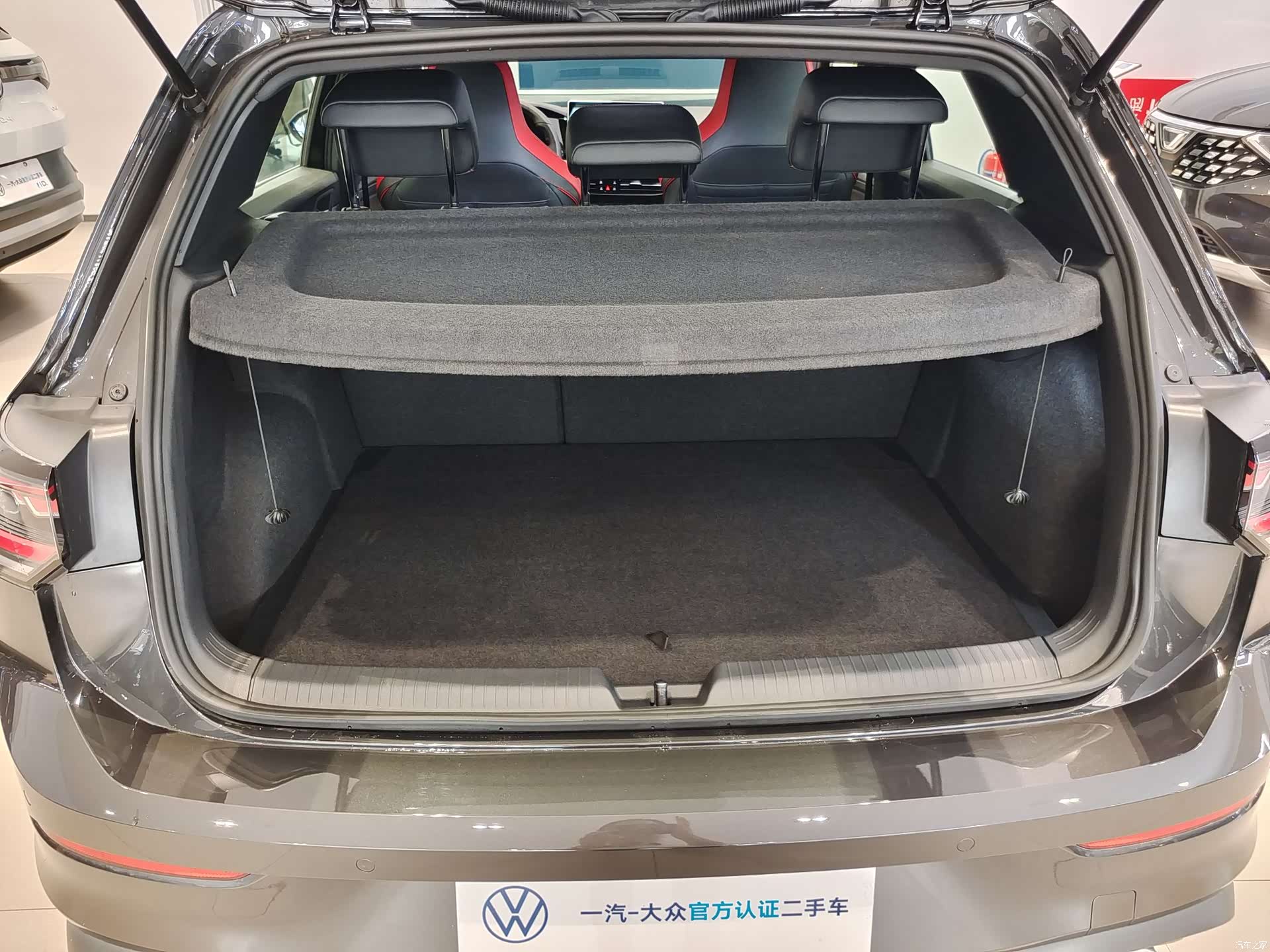 Volkswagen Golf, 2025 10