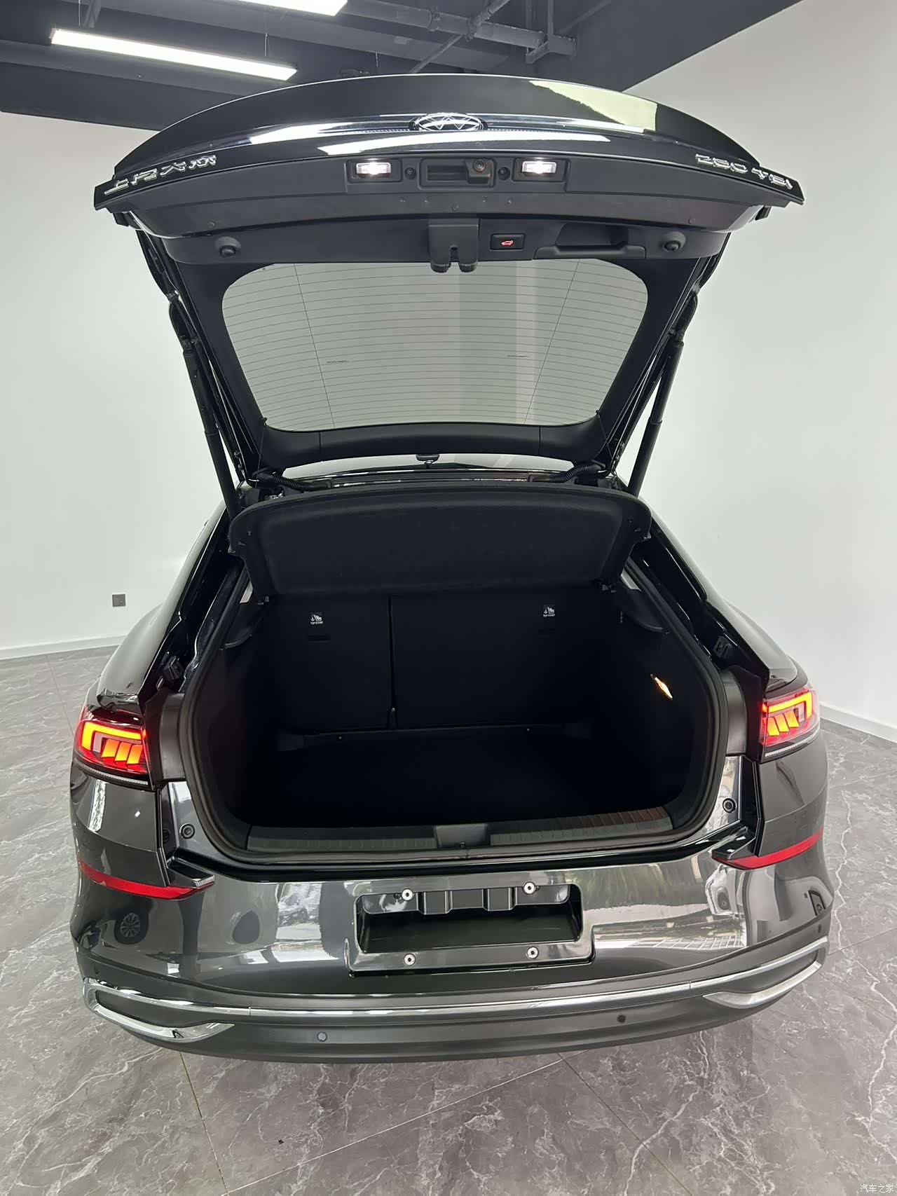 Volkswagen Lamando, 2024 9