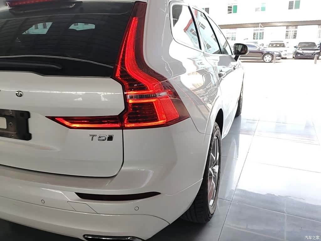 Volvo XC60, 2018 8