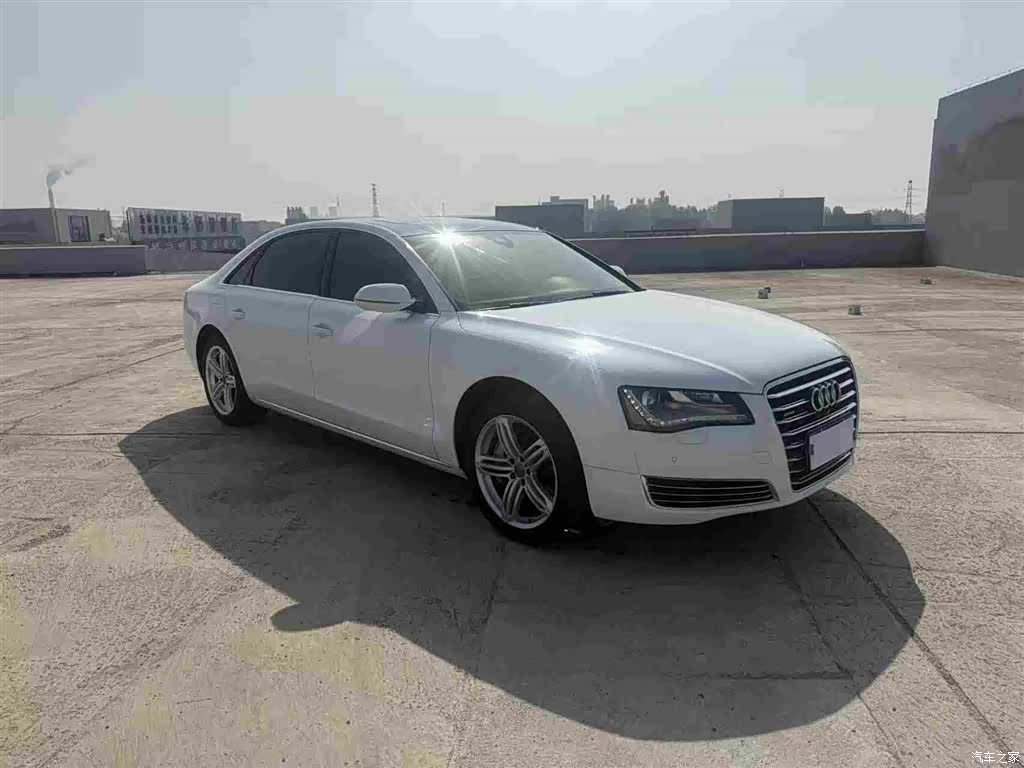 Audi A8L, 2014 3