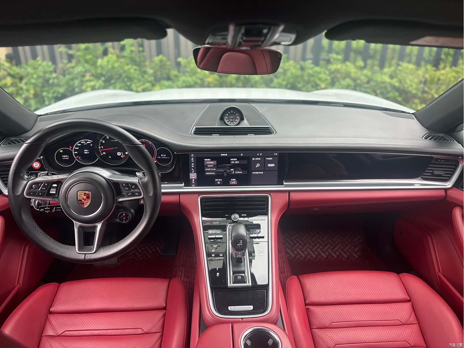 Porsche Panamera, 2019 9