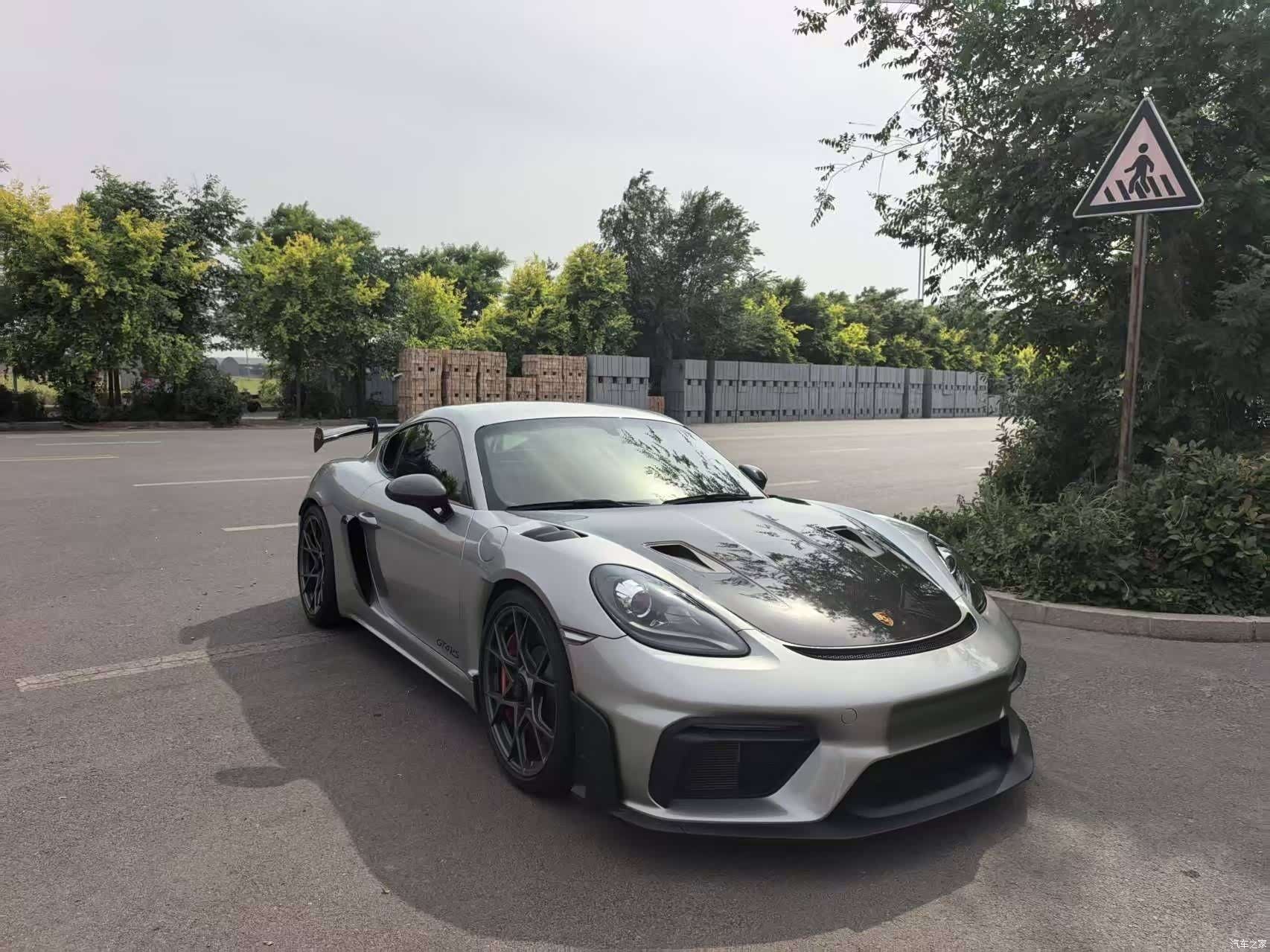 Porsche Cayman, 2023 4