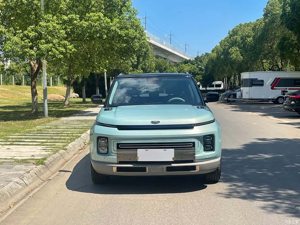 Geely Icon, 2022 3