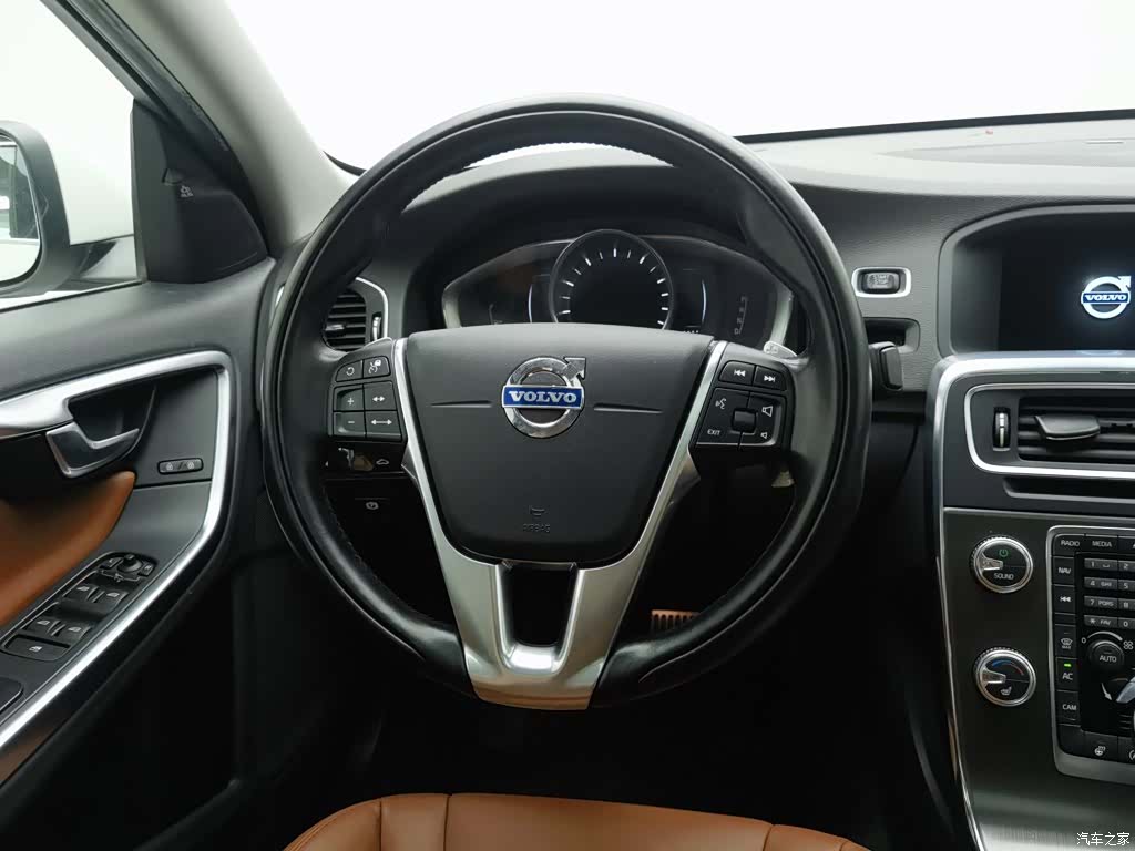 Volvo S60, 2015 11