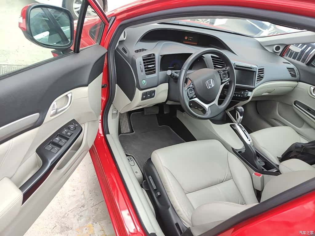 Honda Civic, 2015 12
