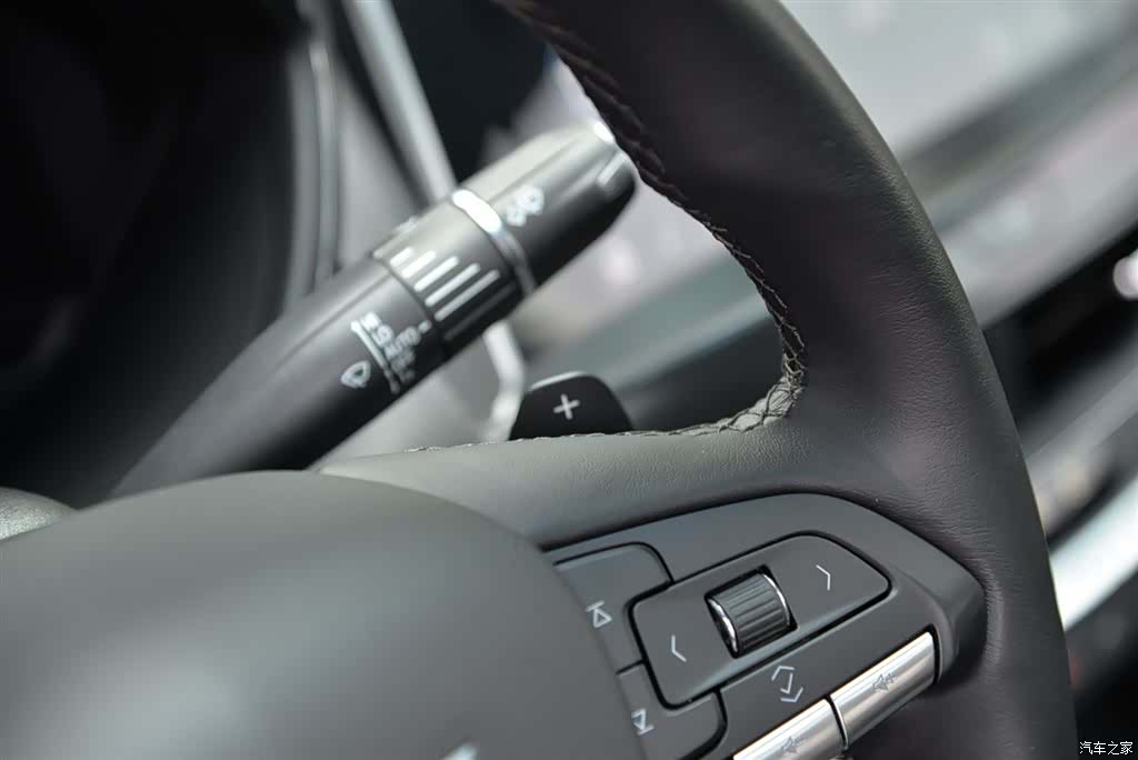 Cadillac CT5, 2023 16
