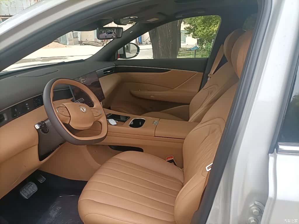 DongFeng L8, 2025 15