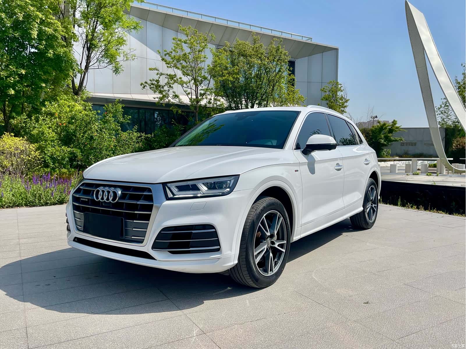 Audi Q5L, 2019 1