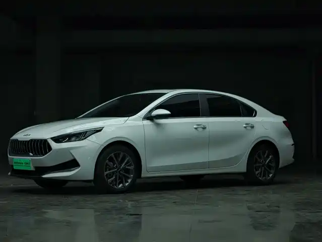 Kia K3 2023 — купить из Китая под заказ