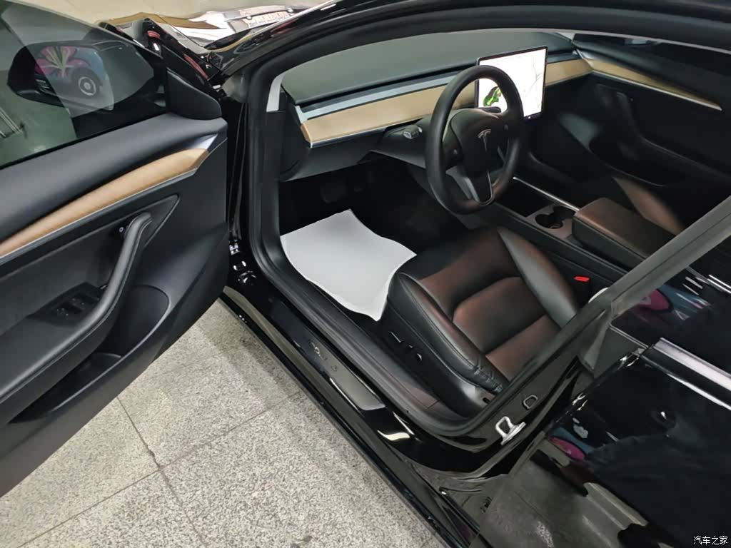 Tesla Model 3, 2021 16