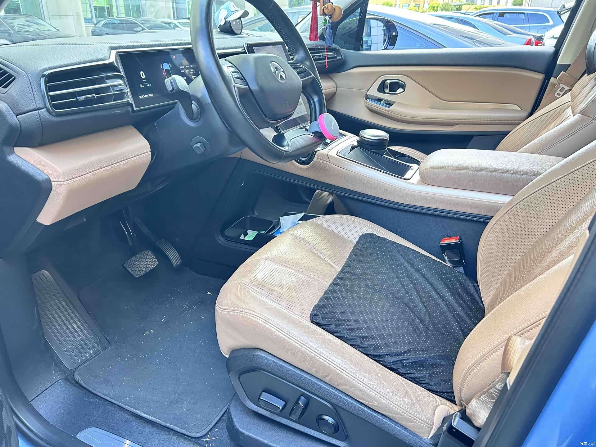 NIO ES8, 2019 10