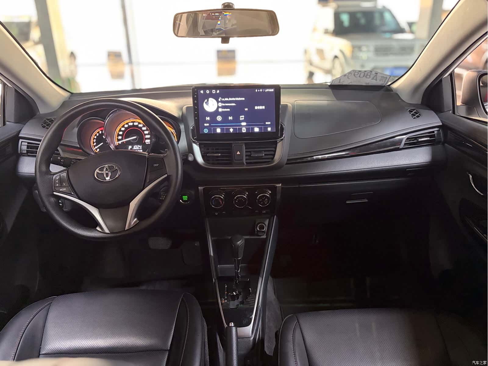 Toyota YARiS L, 2023 6