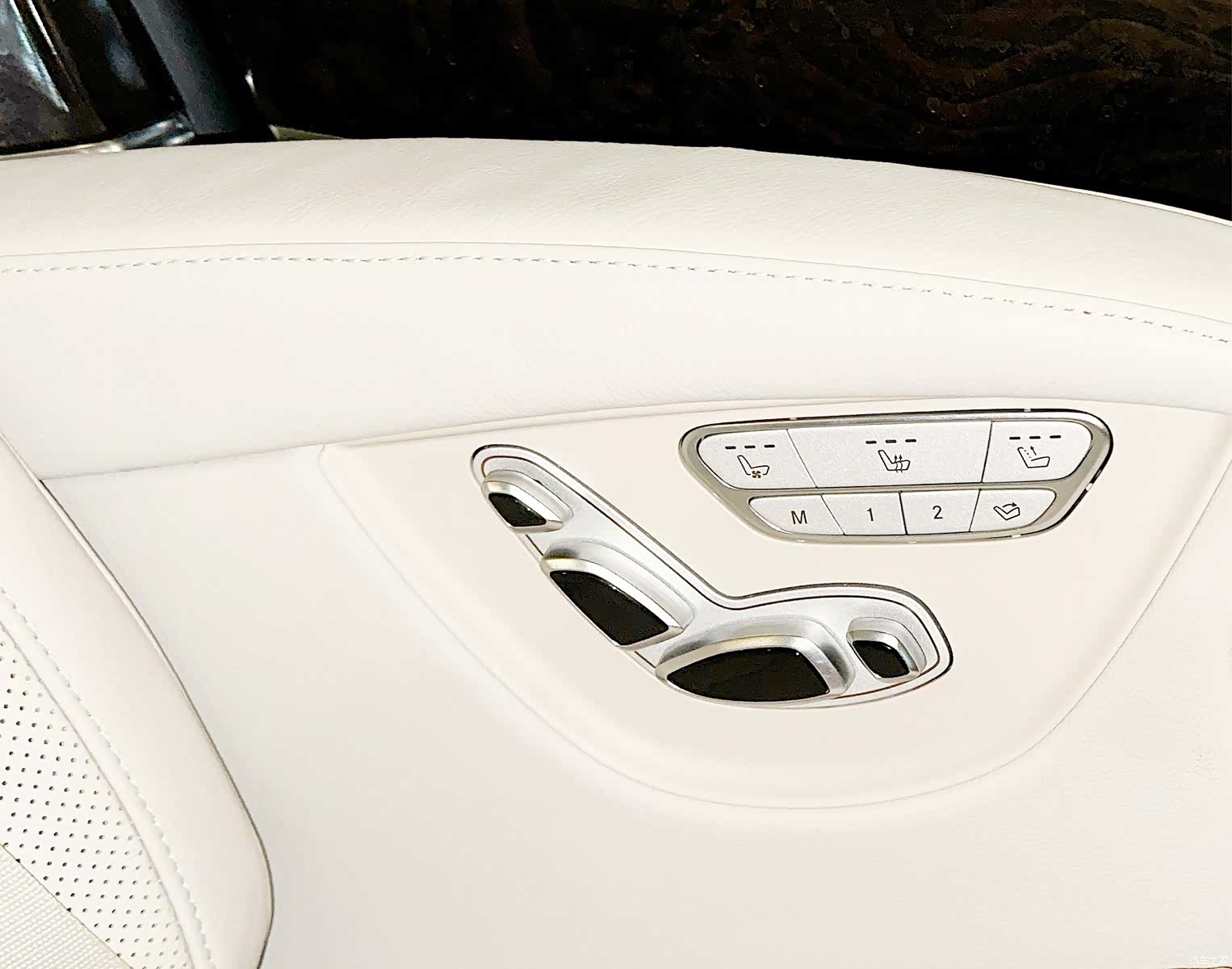 Mercedes-Benz V-Class, 2018 18