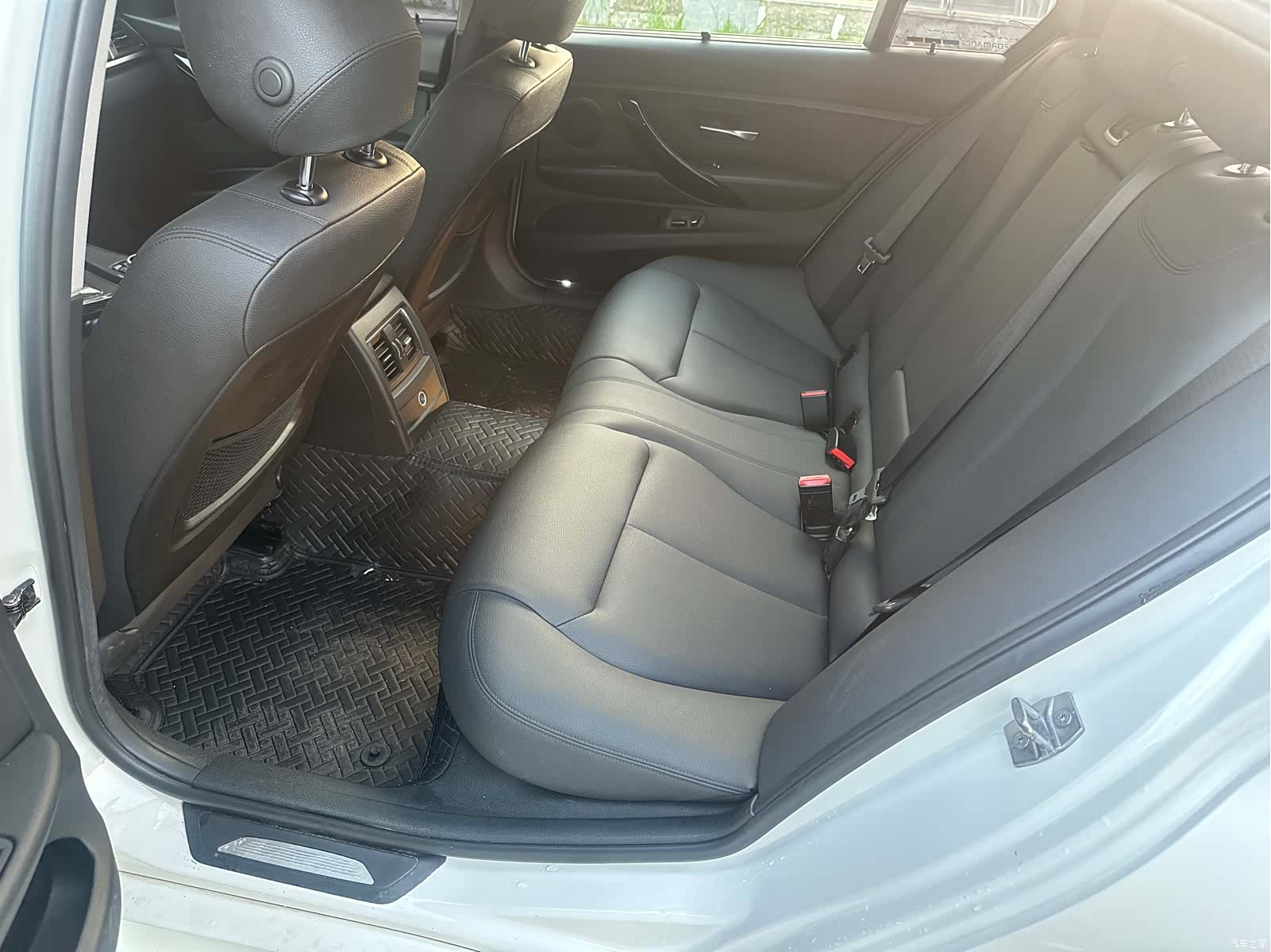 BMW 3 Series, 2017 9