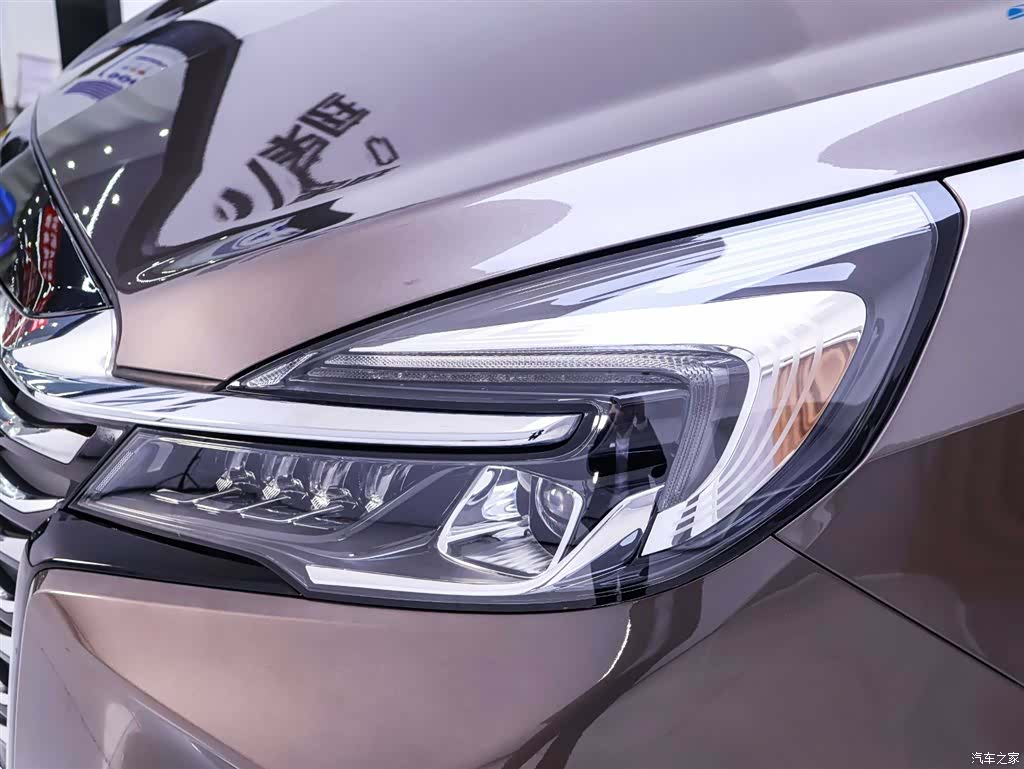 Buick GL8, 2023 4