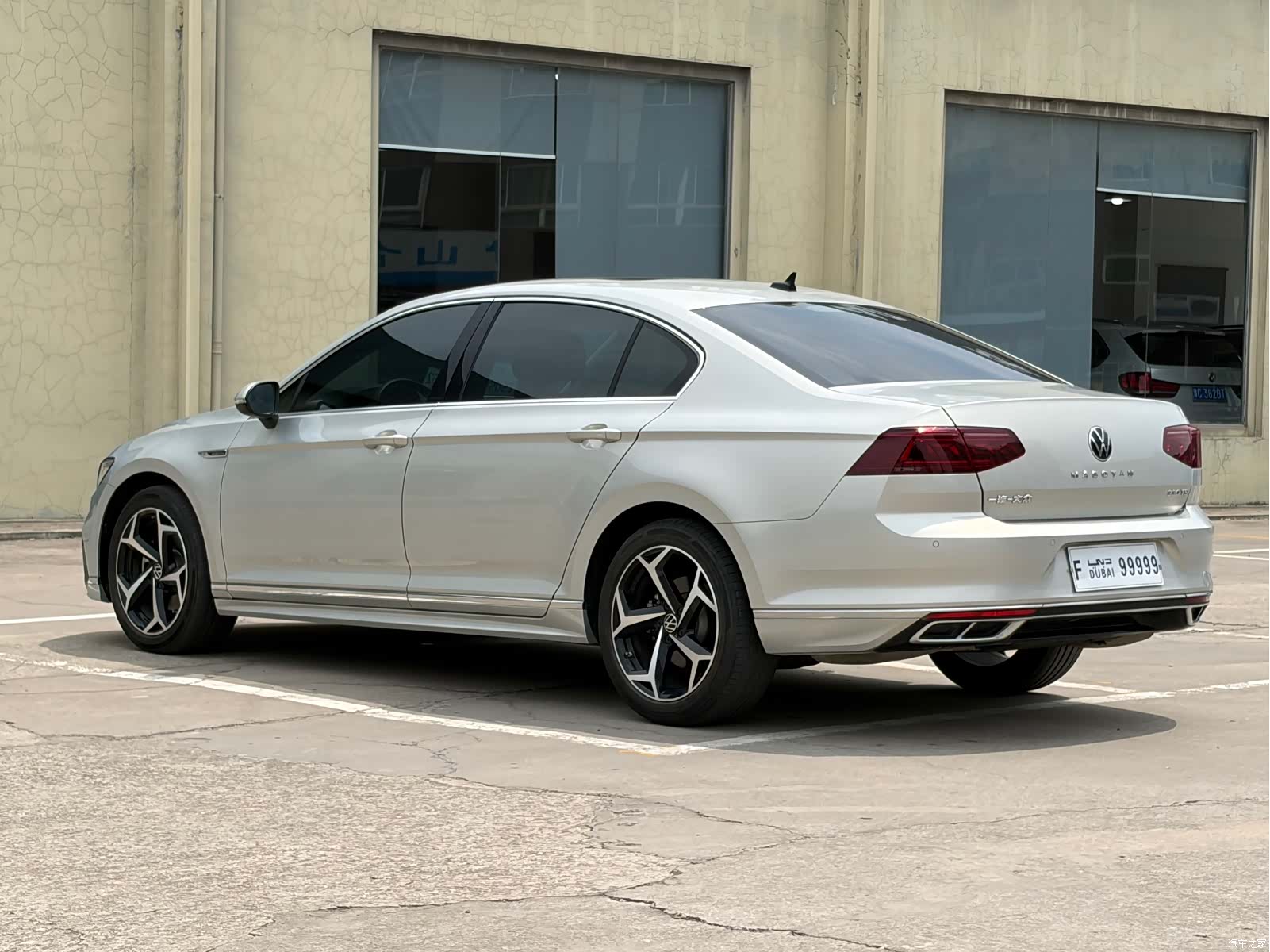 Volkswagen Magotan, 2023 13