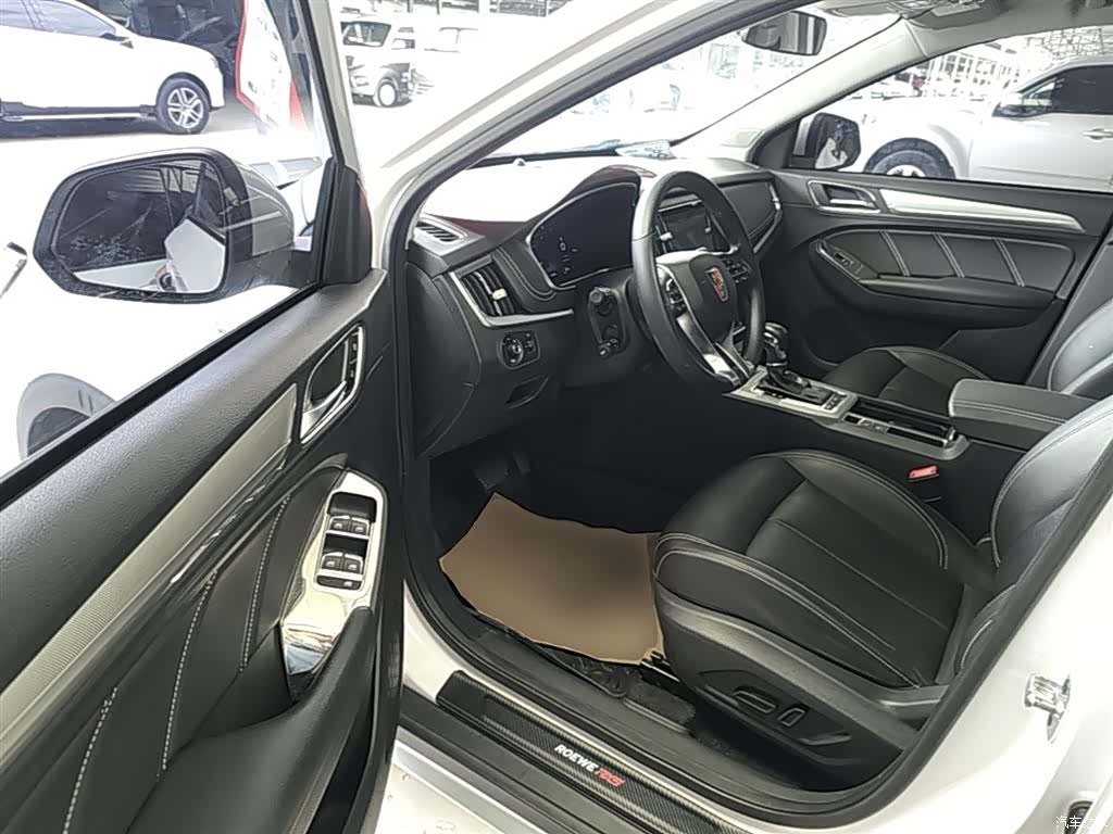 Roewe RX5, 2020 16