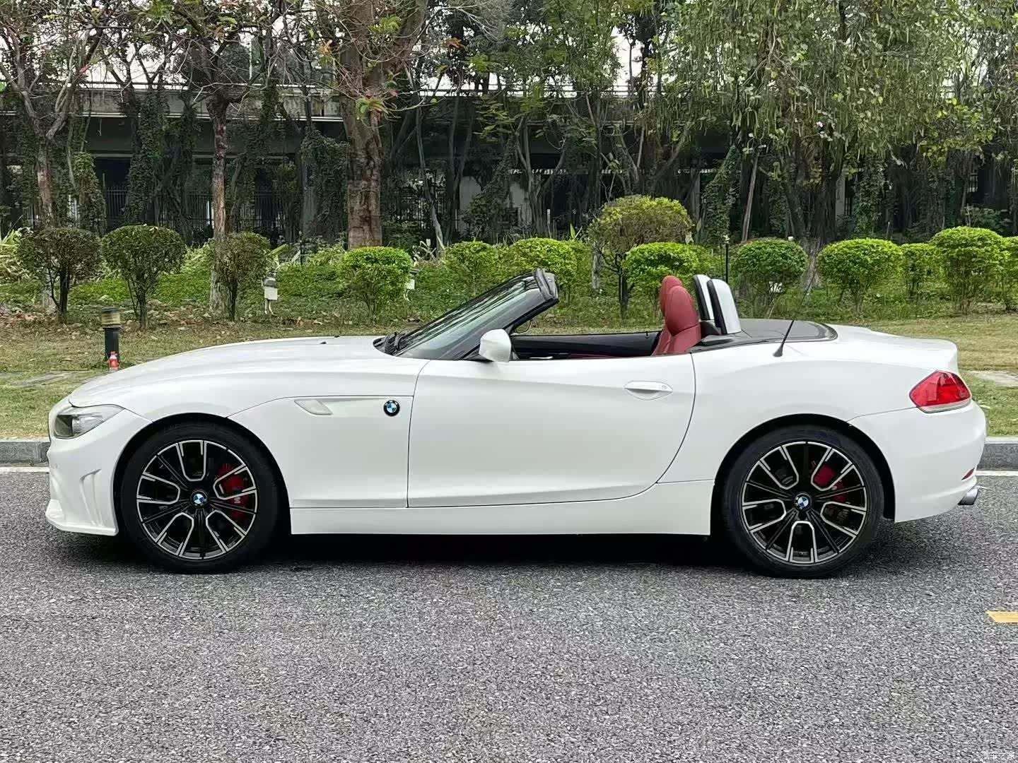 BMW Z4, 2012 3