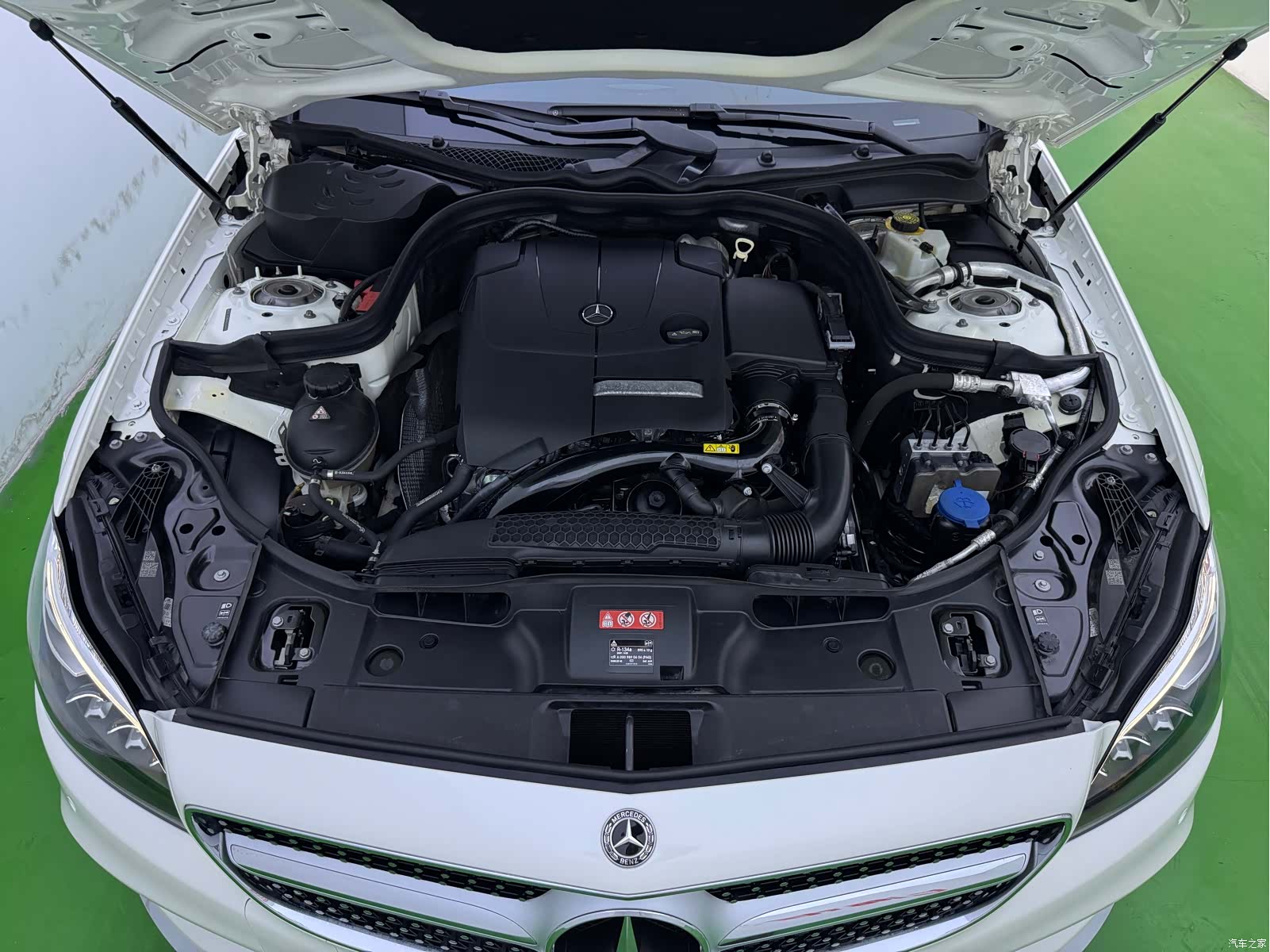Mercedes-Benz CLS, 2017 37