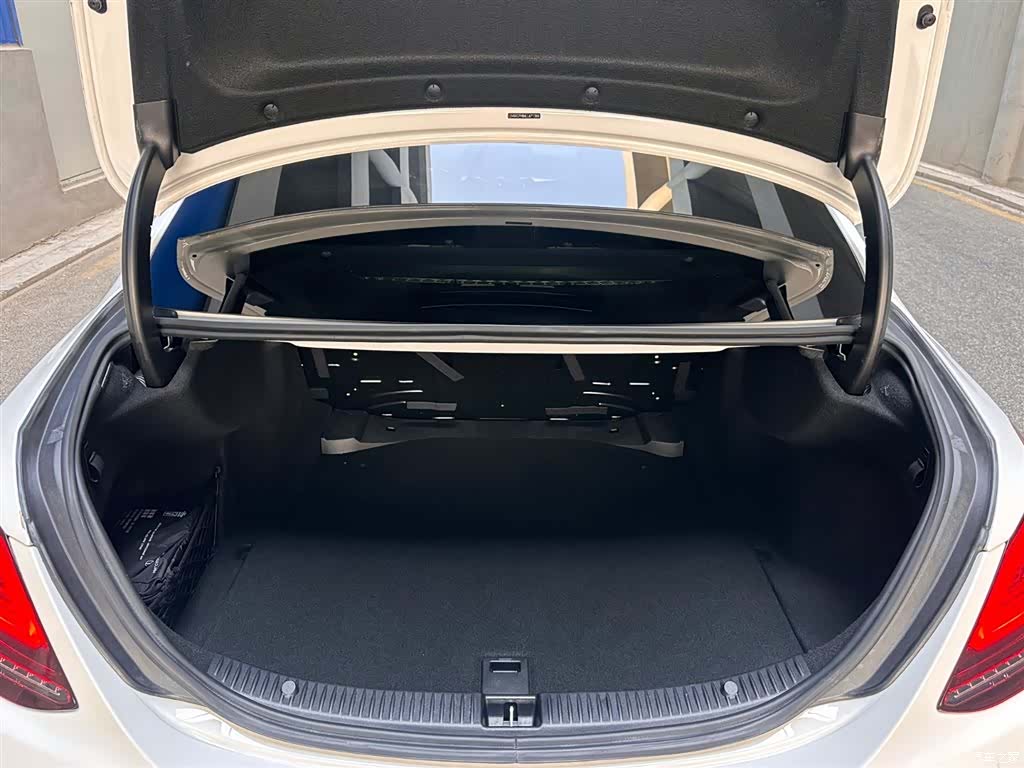 Mercedes-Benz C-Class, 2020 8