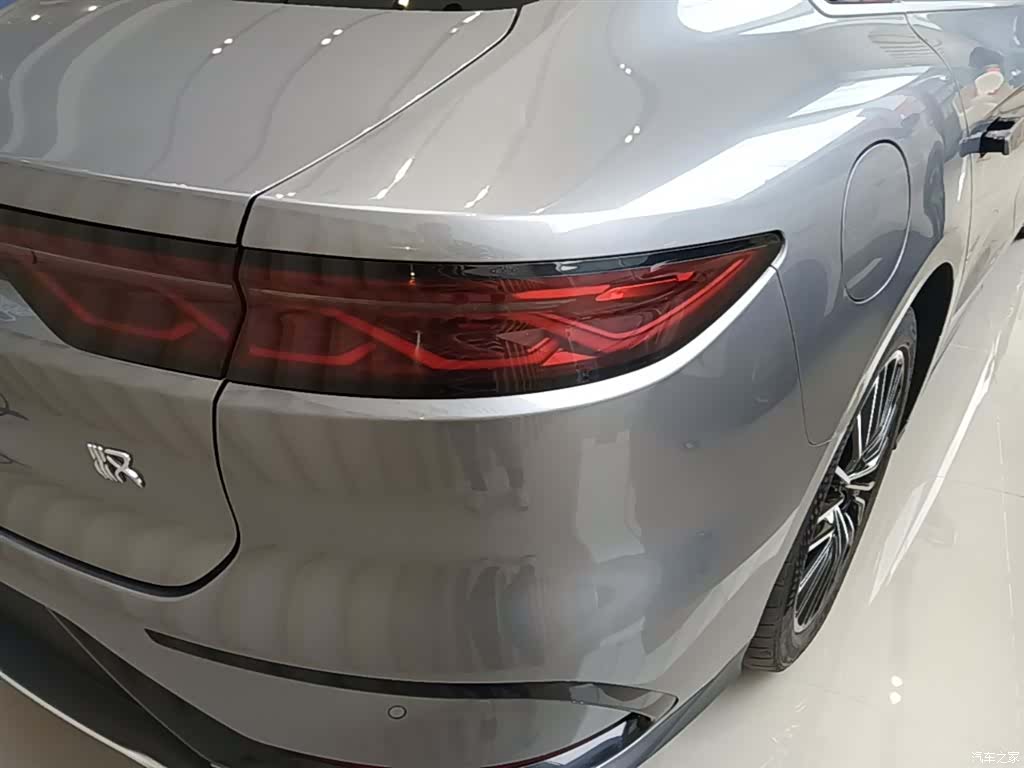 BYD Han, 2023 8