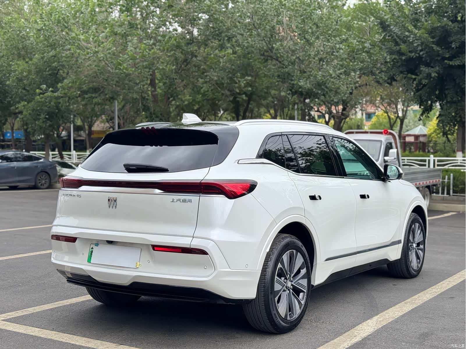 Buick E5, 2025 12