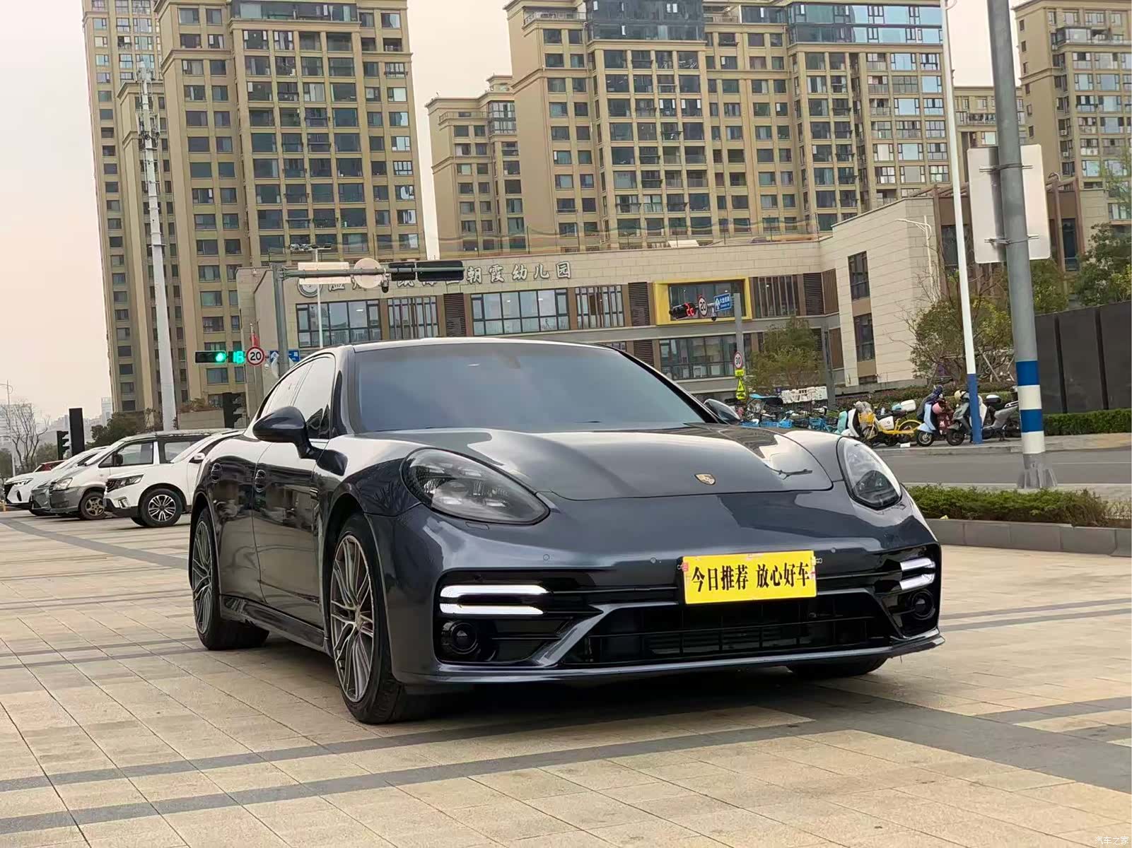 Porsche Panamera, 2012 3