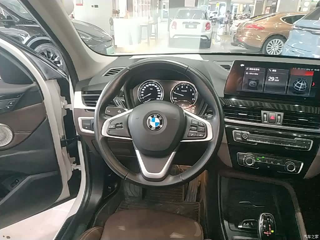 BMW X1, 2021 11