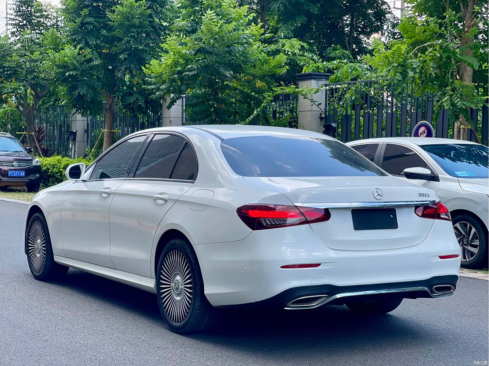 Mercedes-Benz E-Class, 2017 7