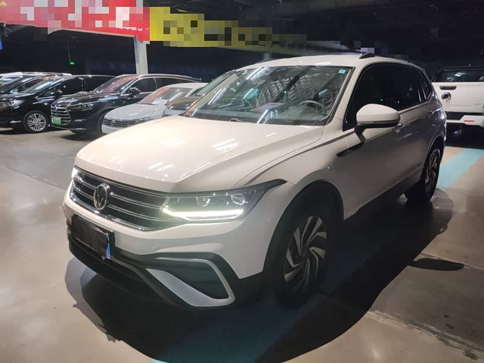 Volkswagen Tiguan L