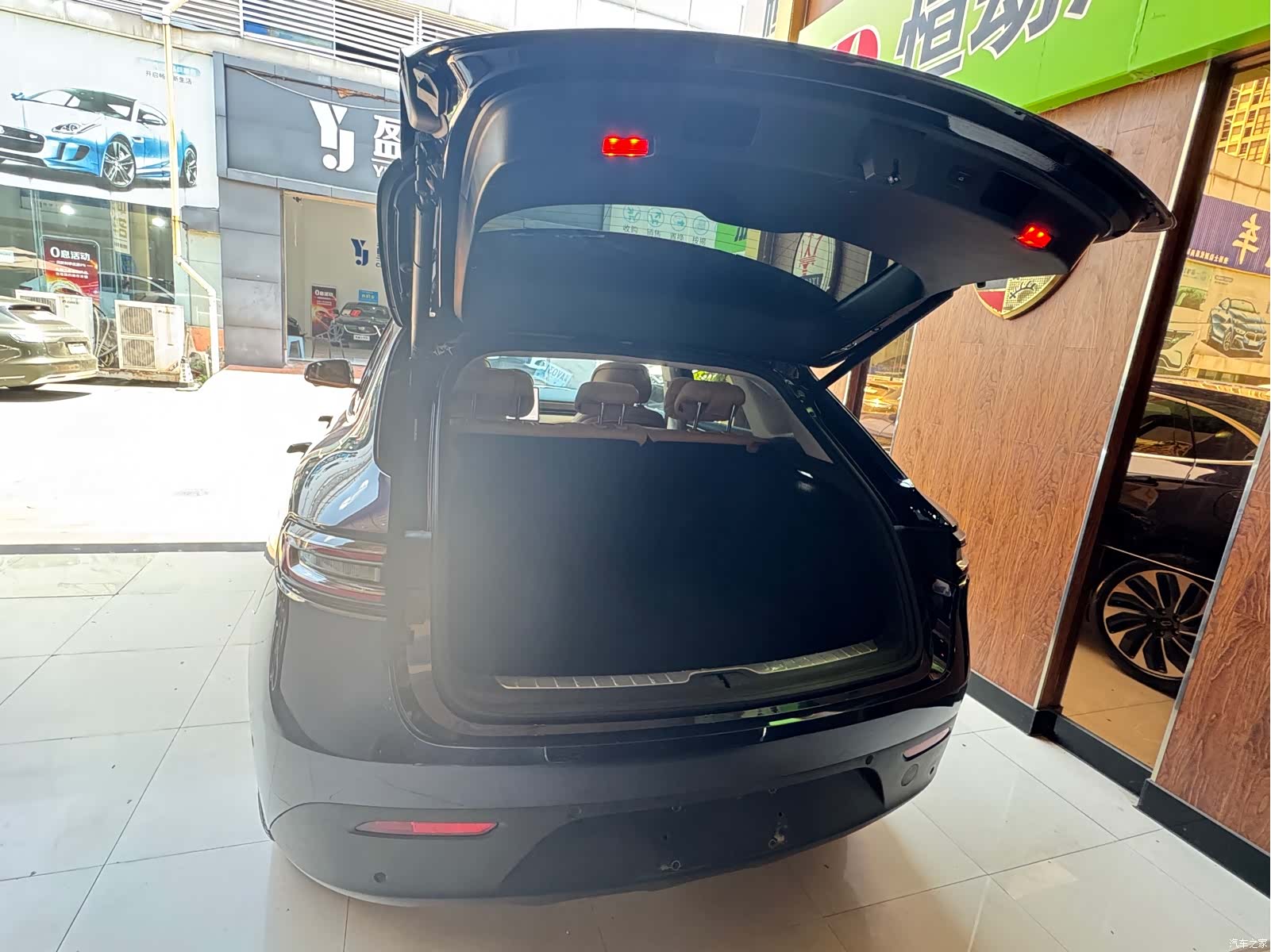 AITO M5, 2023 18