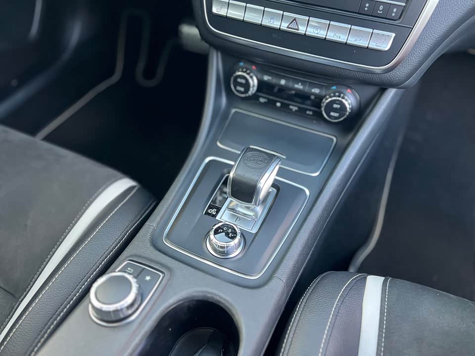 Mercedes-Benz CLA AMG