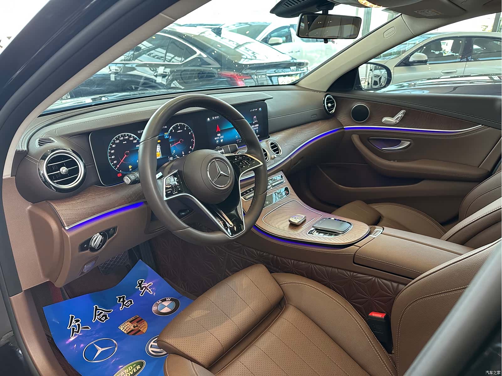 Mercedes-Benz E-Class, 2023 13