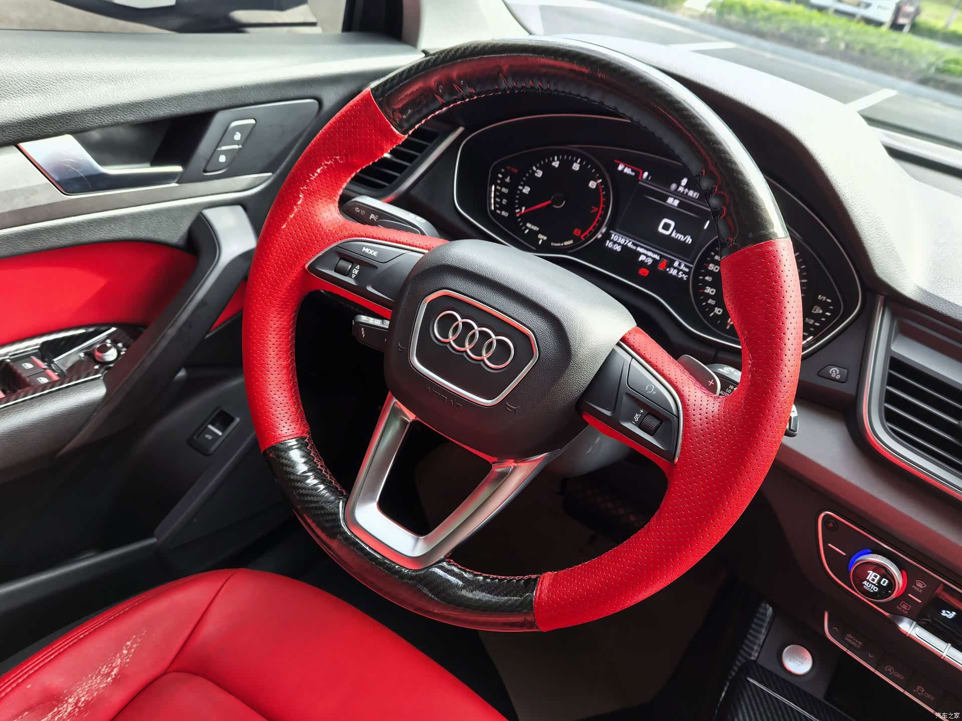 Audi Q5L, 2019 10