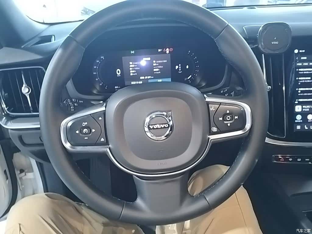 Volvo S60, 2022 11