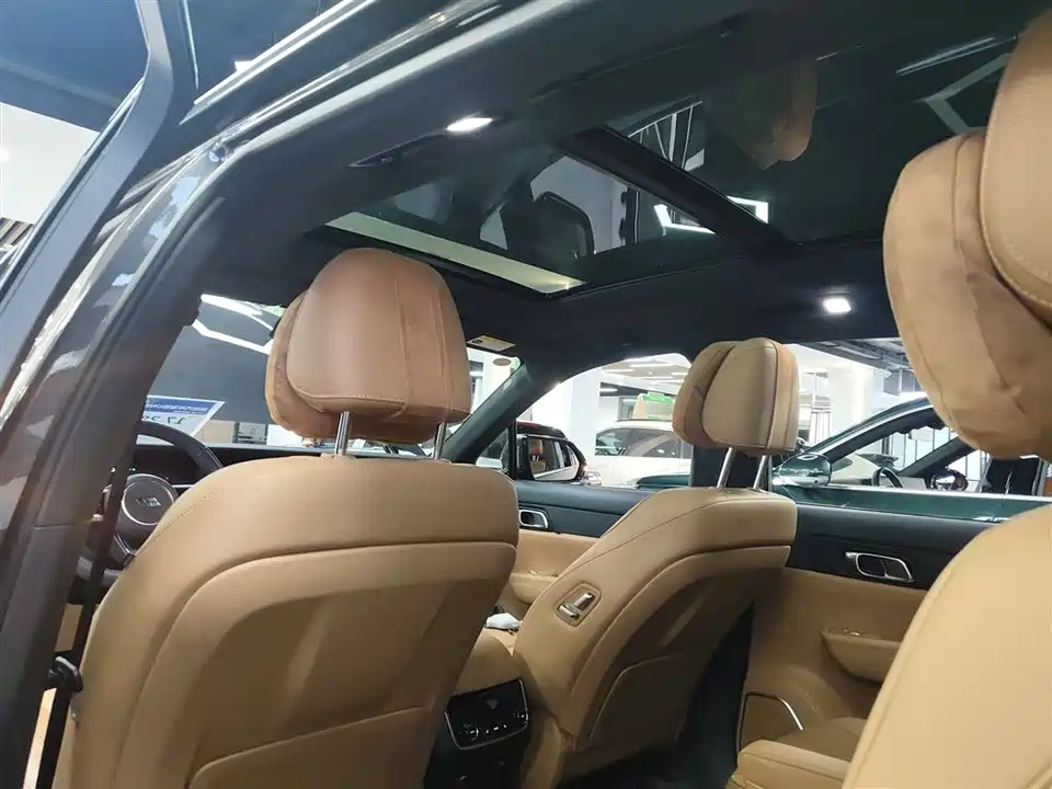 Li Auto Ideal ONE
