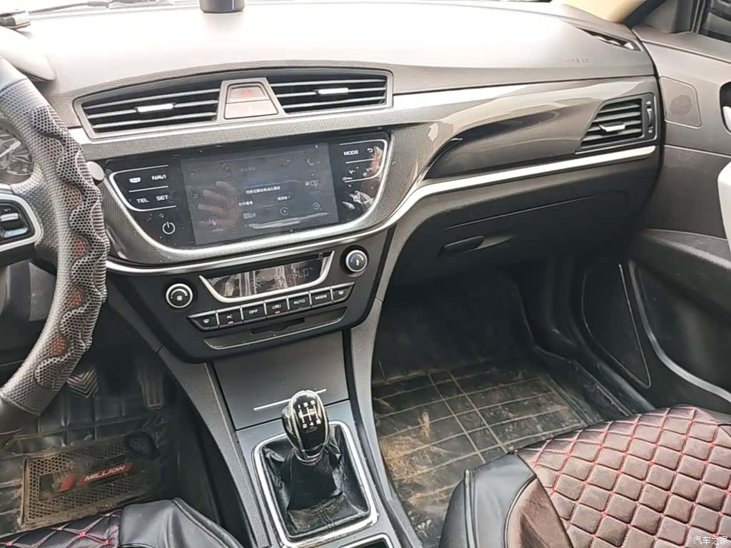 Geely Emgrand, 2017 9