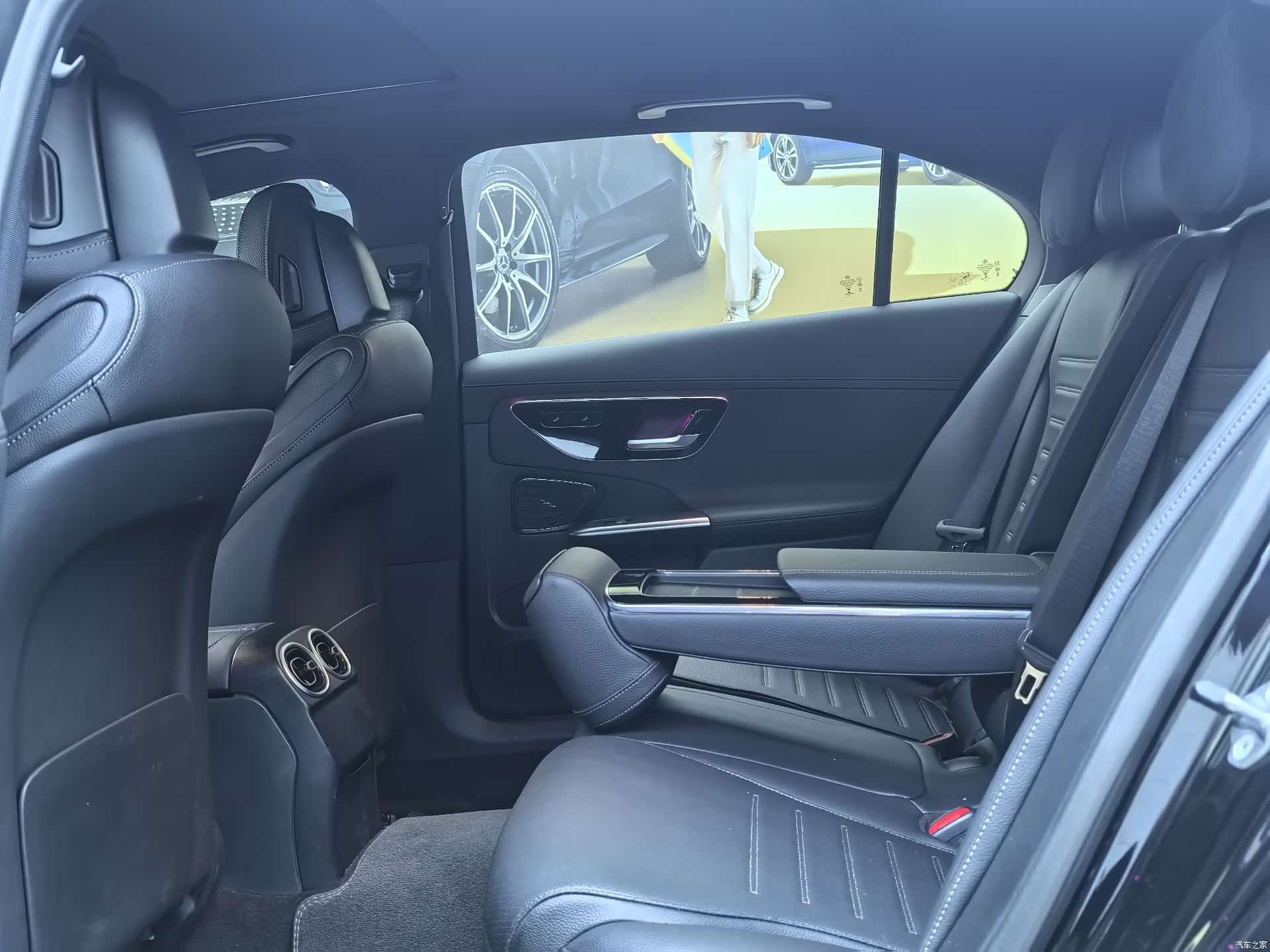 Mercedes-Benz C-Class, 2022 15