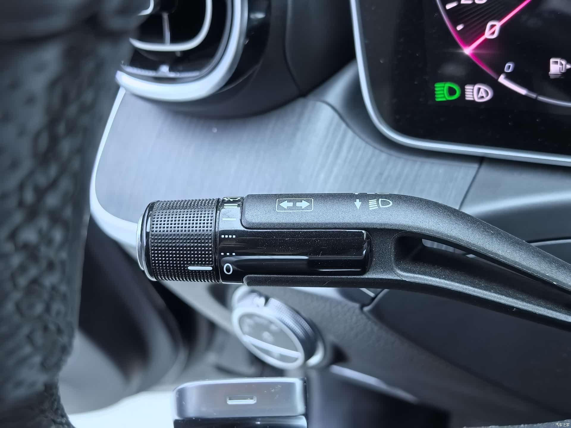 Mercedes-Benz C-Class, 2022 18